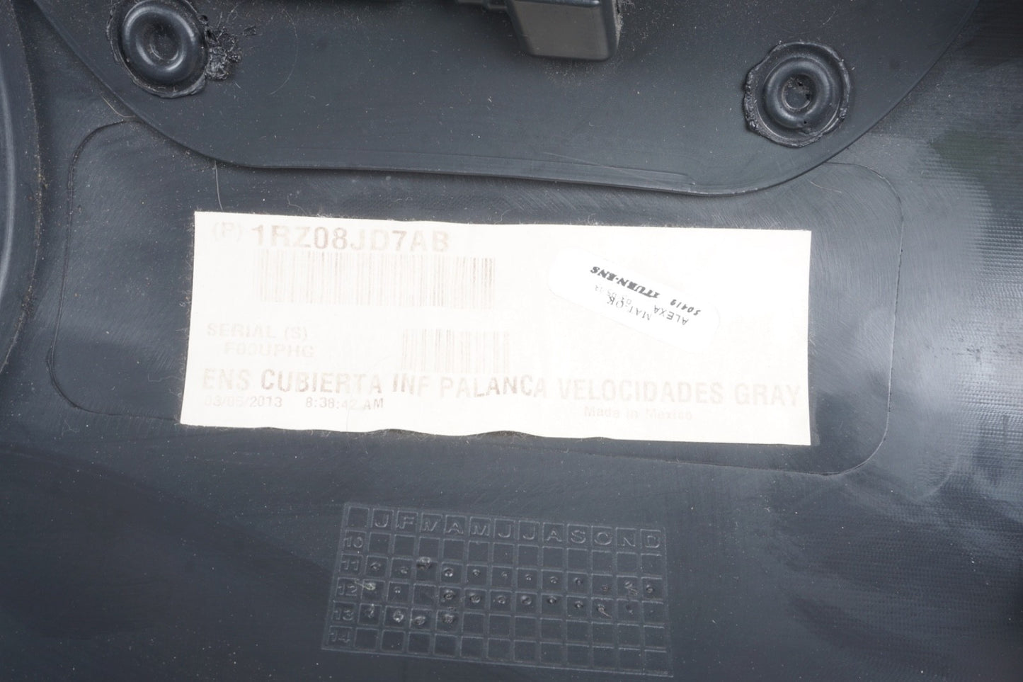 2012 - 2017 FIAT 500 CENTER CONSOLE LOWER DASH PANEL 1RZ08JD7AB OEM