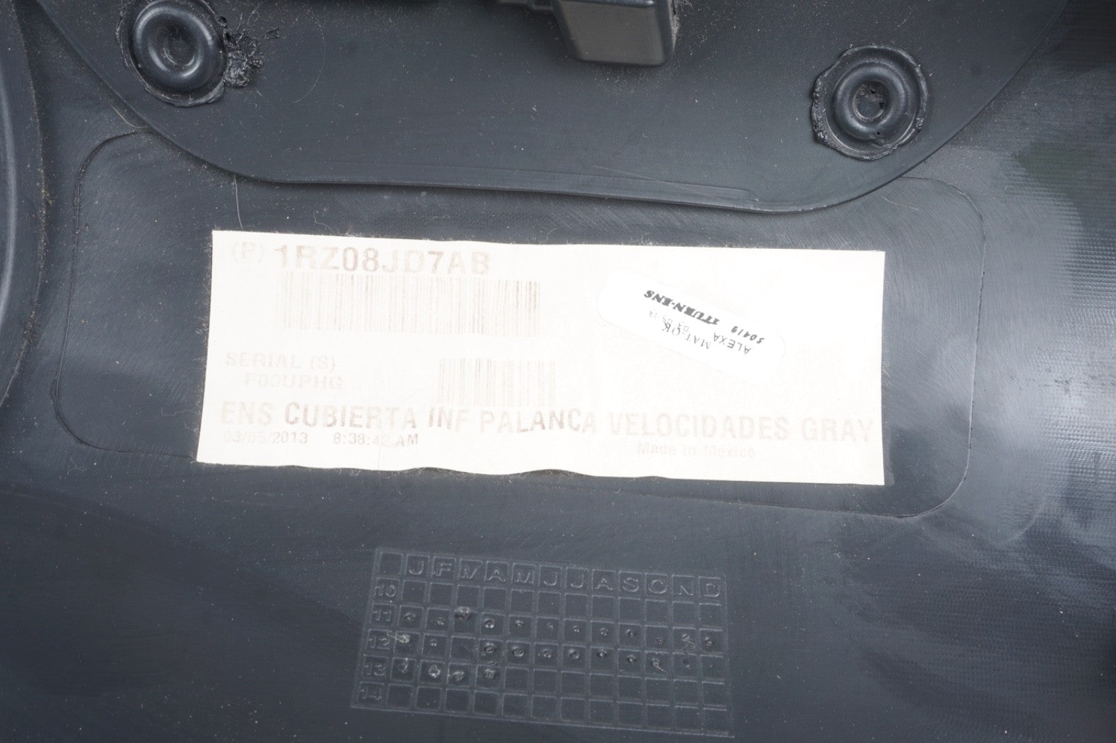 2012 - 2017 FIAT 500 CENTER CONSOLE LOWER DASH PANEL 1RZ08JD7AB OEM