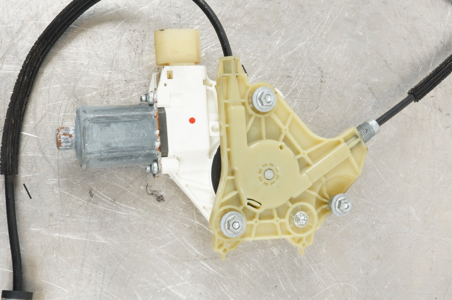 2007 - 2013 BMW 328 335 LEFT DOOR WINDOW REGULATOR  7119207 !CONVERTIBLE!
