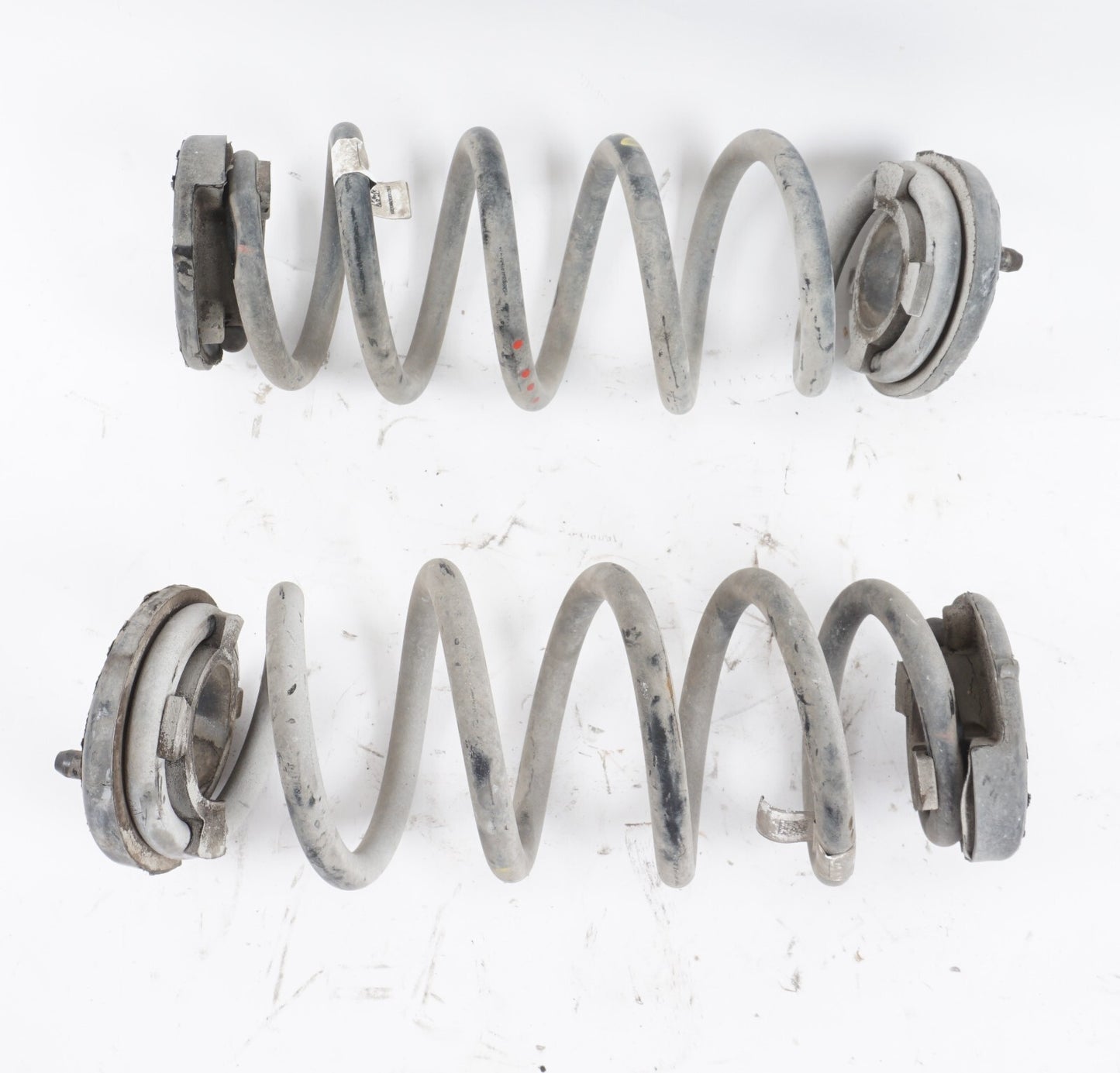 17-22 ALFA ROMEO GIULIA 2.0 RWD REAR COIL SPRING LEFT & RIGHT OEM