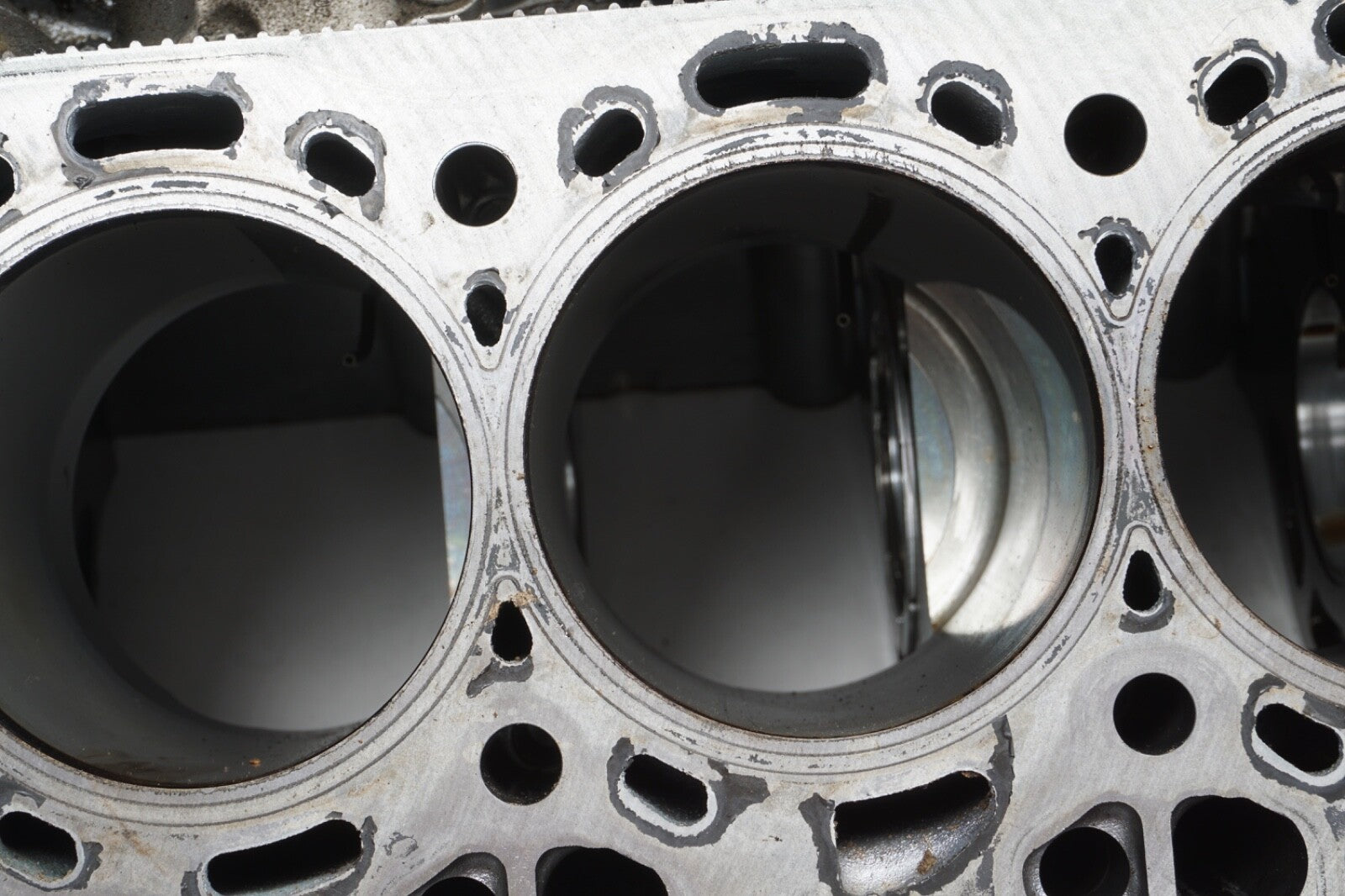 2011-2016 BMW 550I F10 ENGINE CYLINDER BLOCK HOUSING OEM