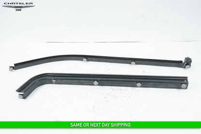 17-20 CHRYSLER PACIFICA REAR LEFT SLIDING DOOR UPPER & LOWER ROLLER TRACK OEM