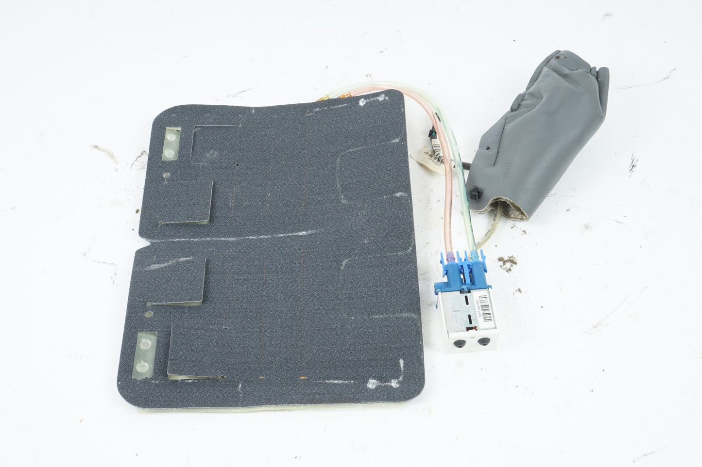 2008 - 2013 BMW X6 FRONT LEFT DRIVER SEAT BACKREST LUMBAR PAD   OEM
