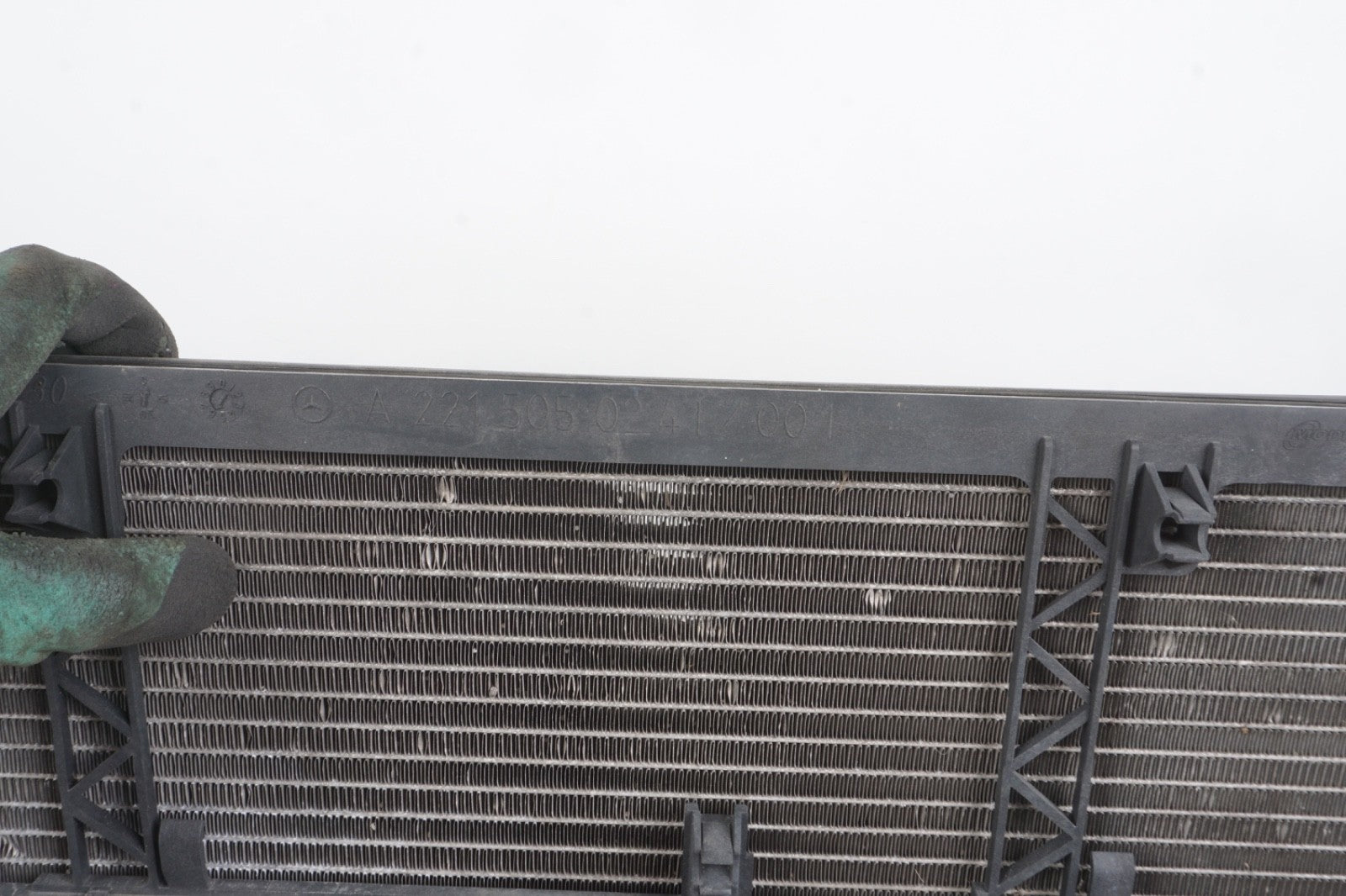 2007 - 2013 Mercedes W221 S550 CL550 CL63 AC A/C Air Conditioning Condenser OEM
