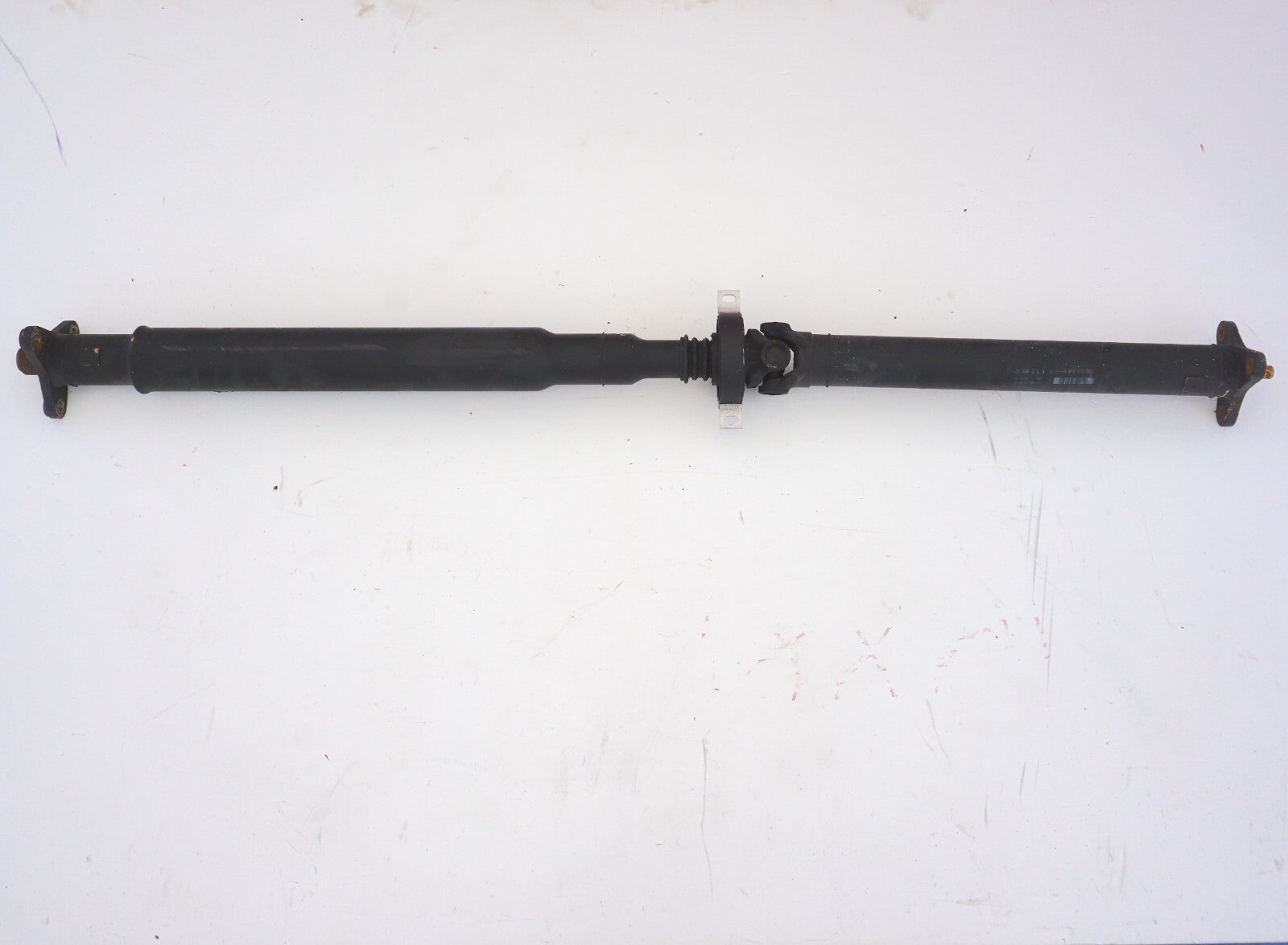 2012 - 2018 BMW 650i REAR DRIVESHAFT PROPELLER 7631349-01 OEM