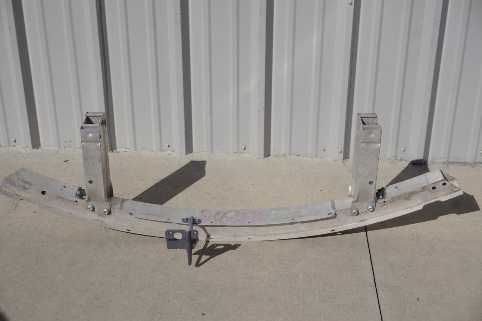 2010-2016Mercedes Benz E350 Coupe Convertible Front Bumper Reinforcement Support