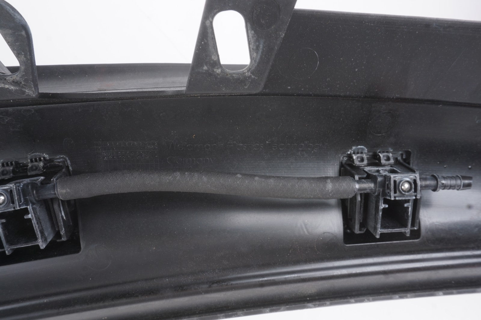10-17 Mercedes E350 E550 W207 Windshield Wiper Cowl Cover 2078300713 OEM