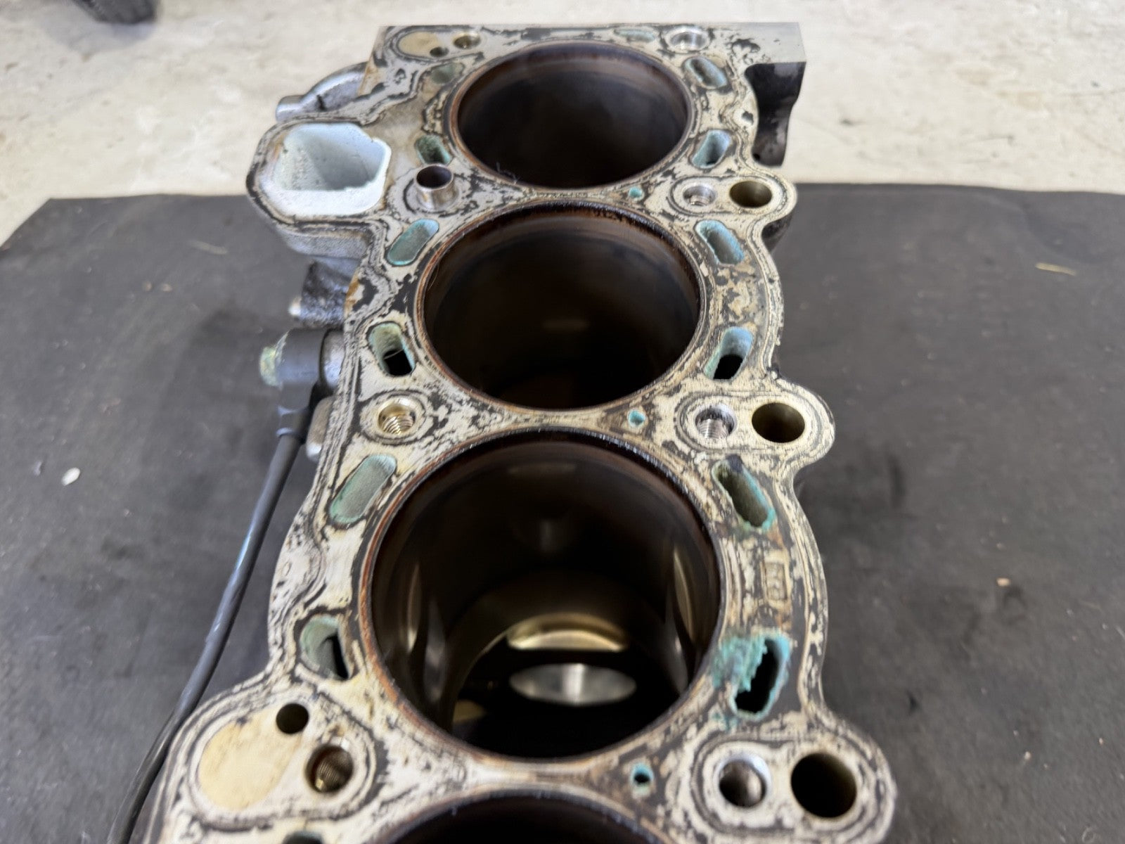 BMW Z4 Engine Cylinder Short Block 2.5L 6 Cylinder Fits 2003-2005 2003 2004 2005