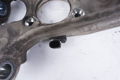 11-18 Porsche Cayenne 958 Front Right Pass Side Wheel Spindle Knuckle Hub OEM