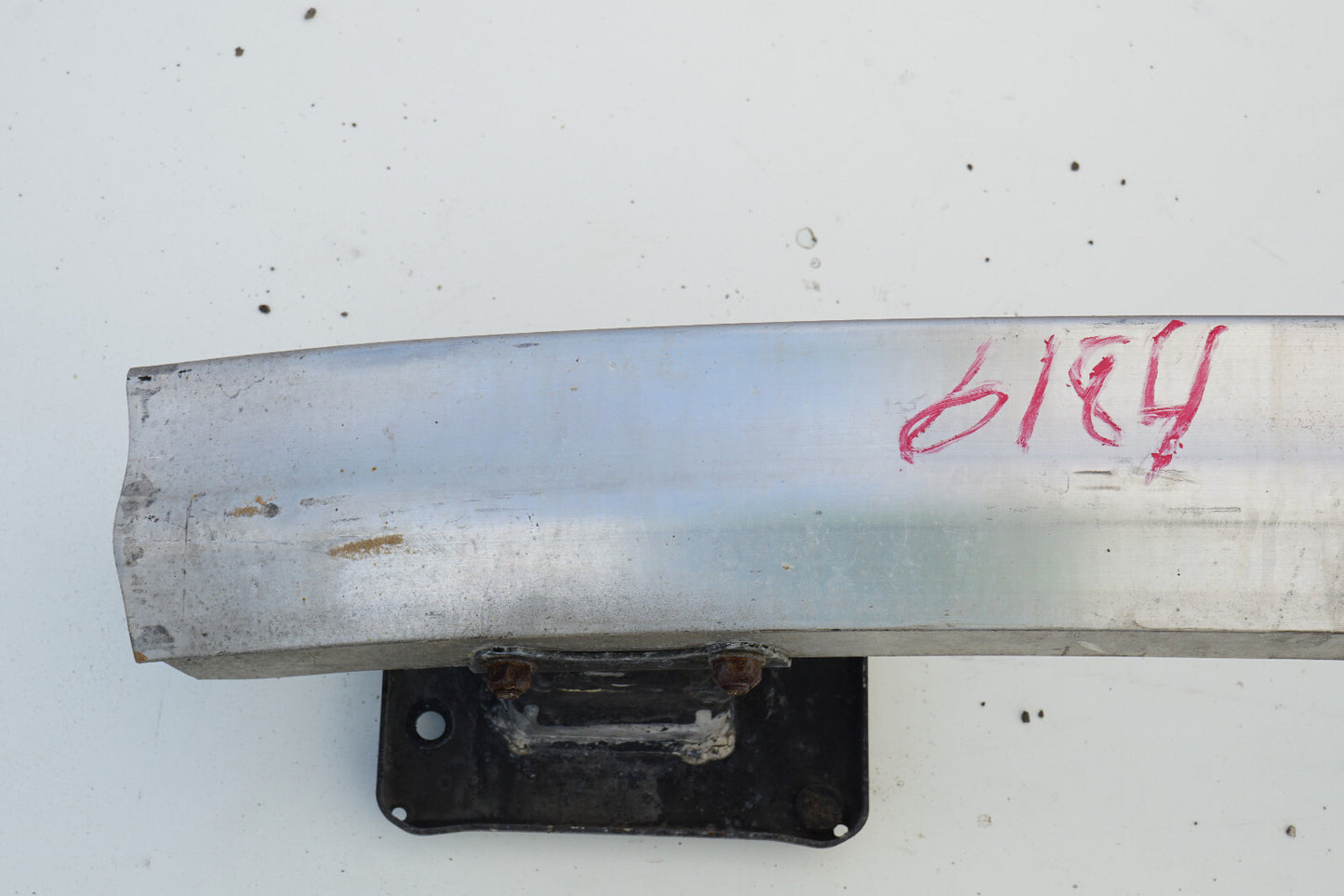 2006 - 2010 MERCEDES BENZ R350 R500 W251 REAR BUMPER REINFORCEMENT OEM