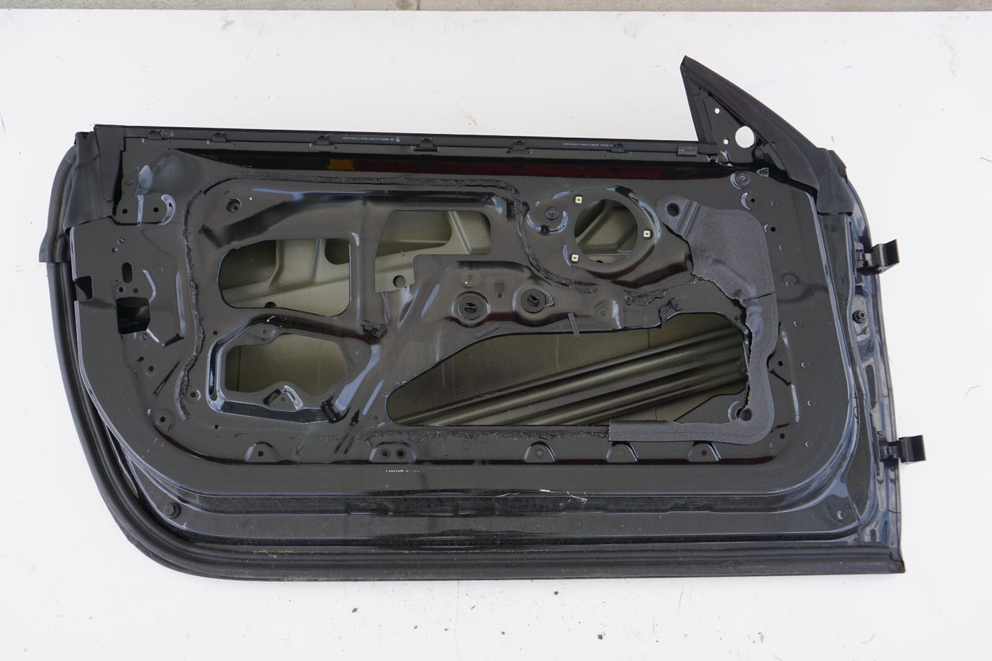 2012 - 2018 BMW 650i FRONT LEFT DRIVER DOOR SHELL OEM