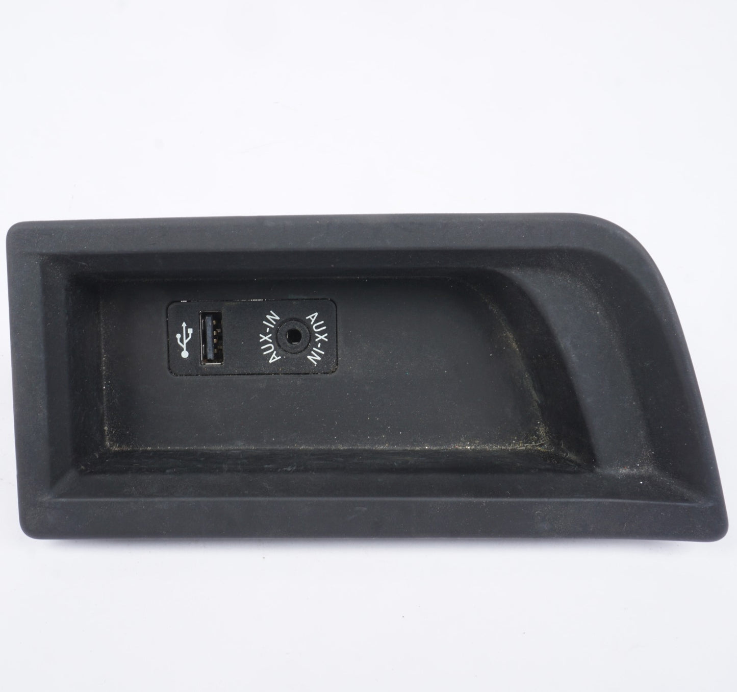 14-16 BMW 428 435 440 Convertible Center Console USB & AUX Port Socket  OEM