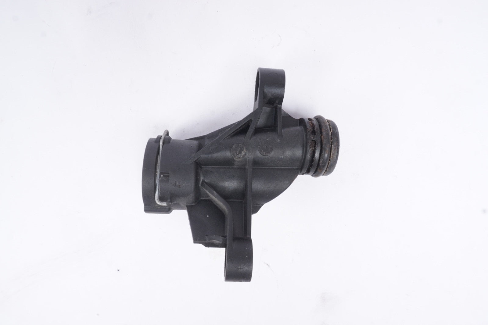 2782002152 Coolant Feed Line For Benz Fits Benz C207 W166 X166 S550 E550 CLS550