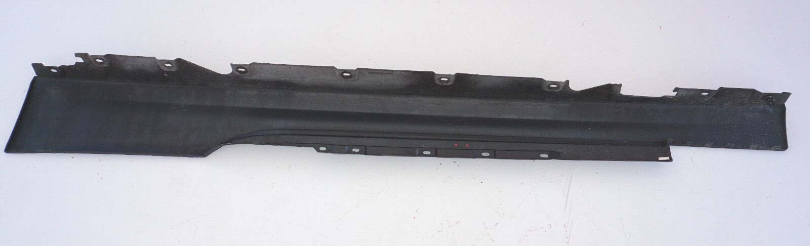 2012 - 2018 BMW 650i 640i COUPE RIGHT SIDE ROCKER PANEL SKIRT MOLDING OEM