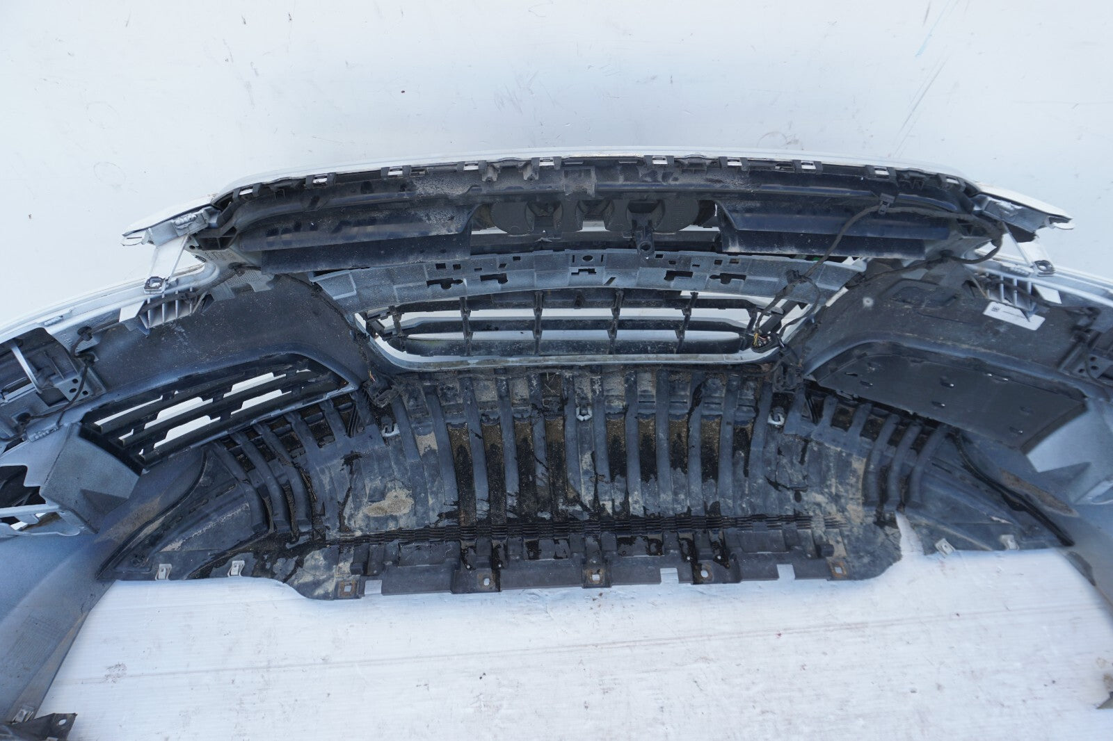 2011 - 2014 AUDI A8 A8L FRONT BUMPER COVER ASSEMBLY OEM