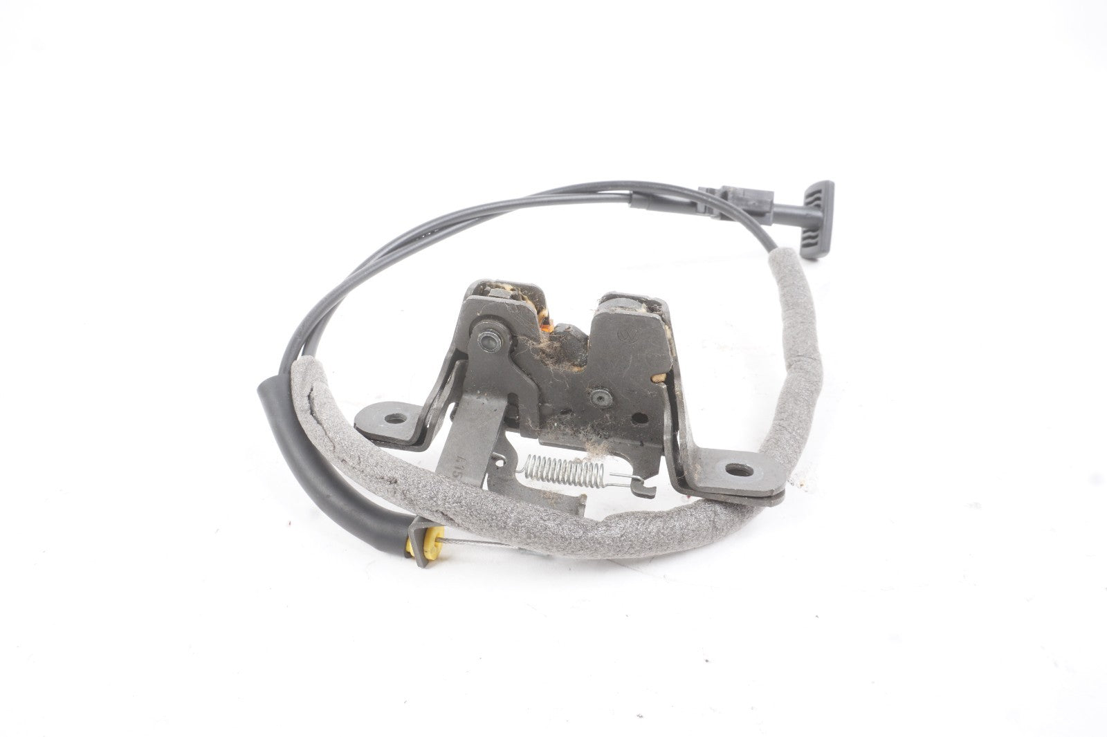 2012 - 2022 Volkswagen Passat Rear Seat Right Folding Release Lock Latch OEM
