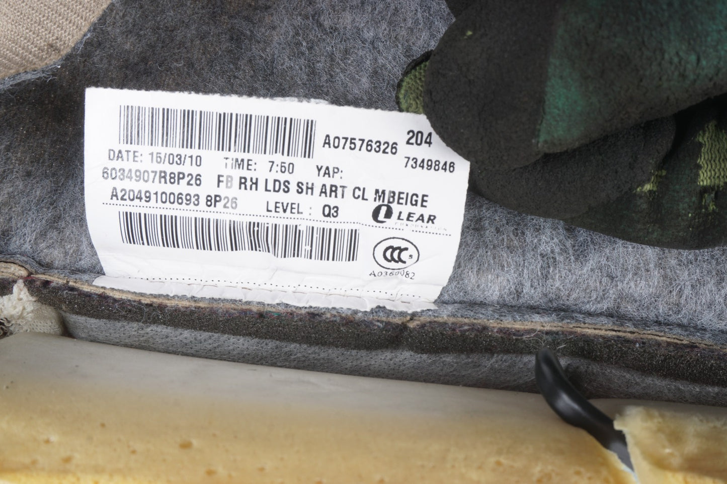 08-11 Mercedes W204 C300 Front Right Passenger Top Upper Seat Cushion OEM
