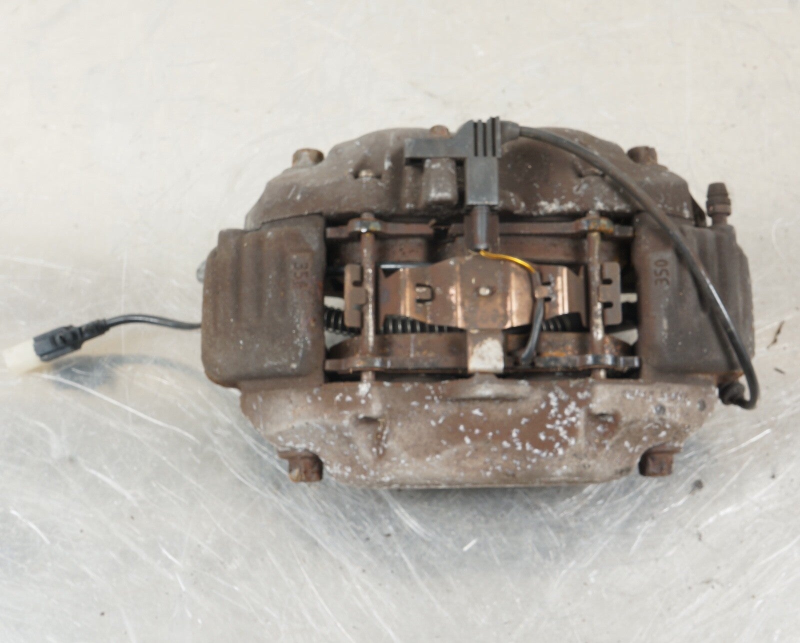 07 - 09 AUDI Q7 FRONT RIGHT PASSENGER SIDE BREMBO BRAKE CALIPER