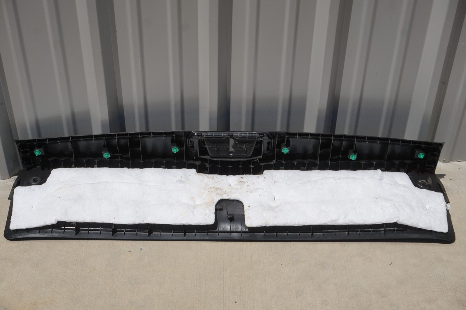 18 - 24 Honda Odyssey Rear Trunk Lock Cover Sill Scuff Plate Trim OEM