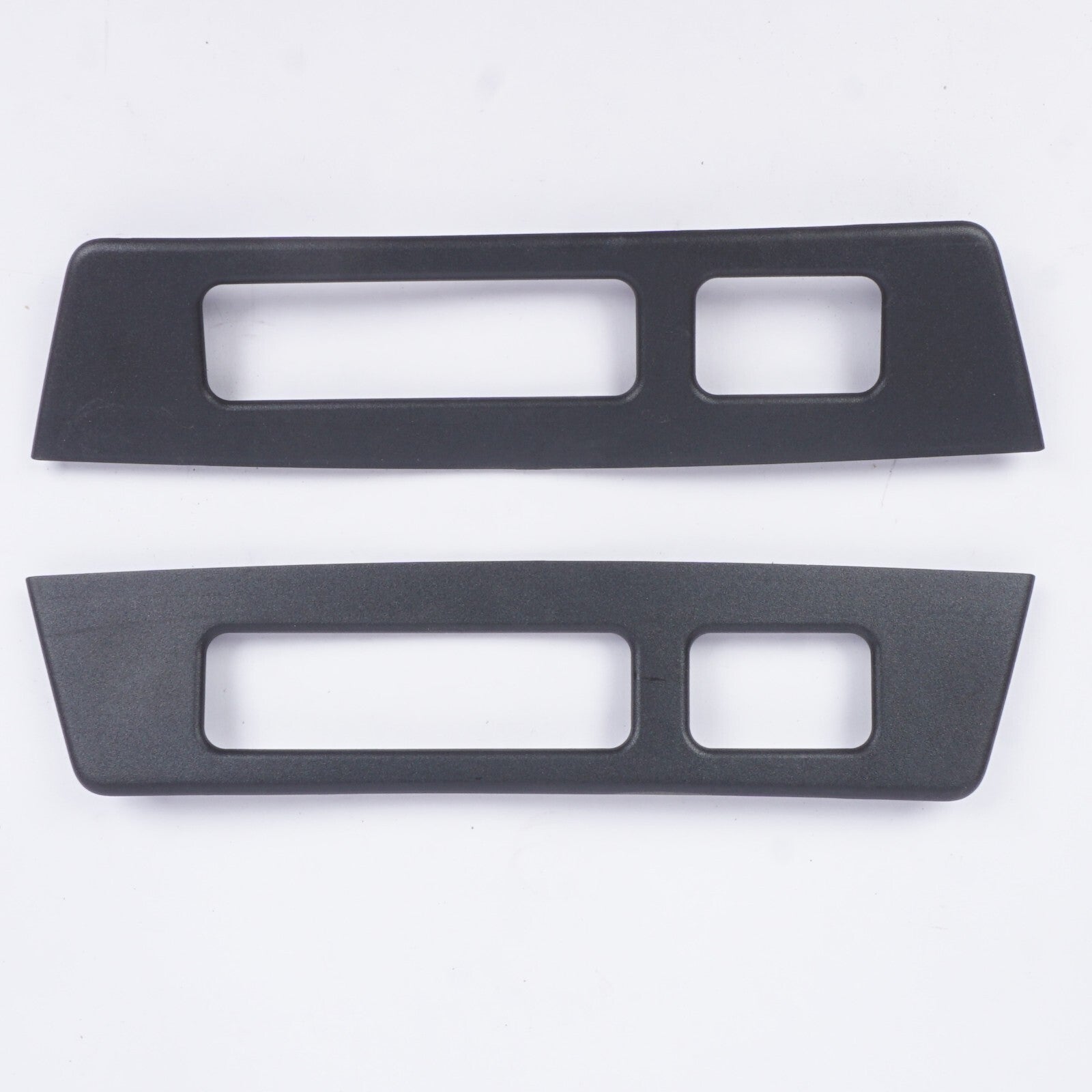 2021 - 2023 BMW G23 G83 Convertible Roof Base Plate Cover Left & Right OEM