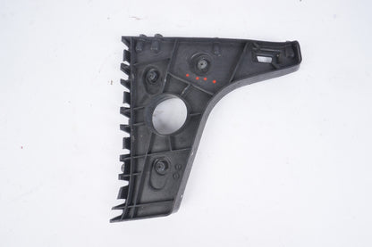 2012-2018 AUDI A7 QUATTRO 4G8 REAR RIGHT SIDE BUMPER OUTER GUIDE BRACKET OEM