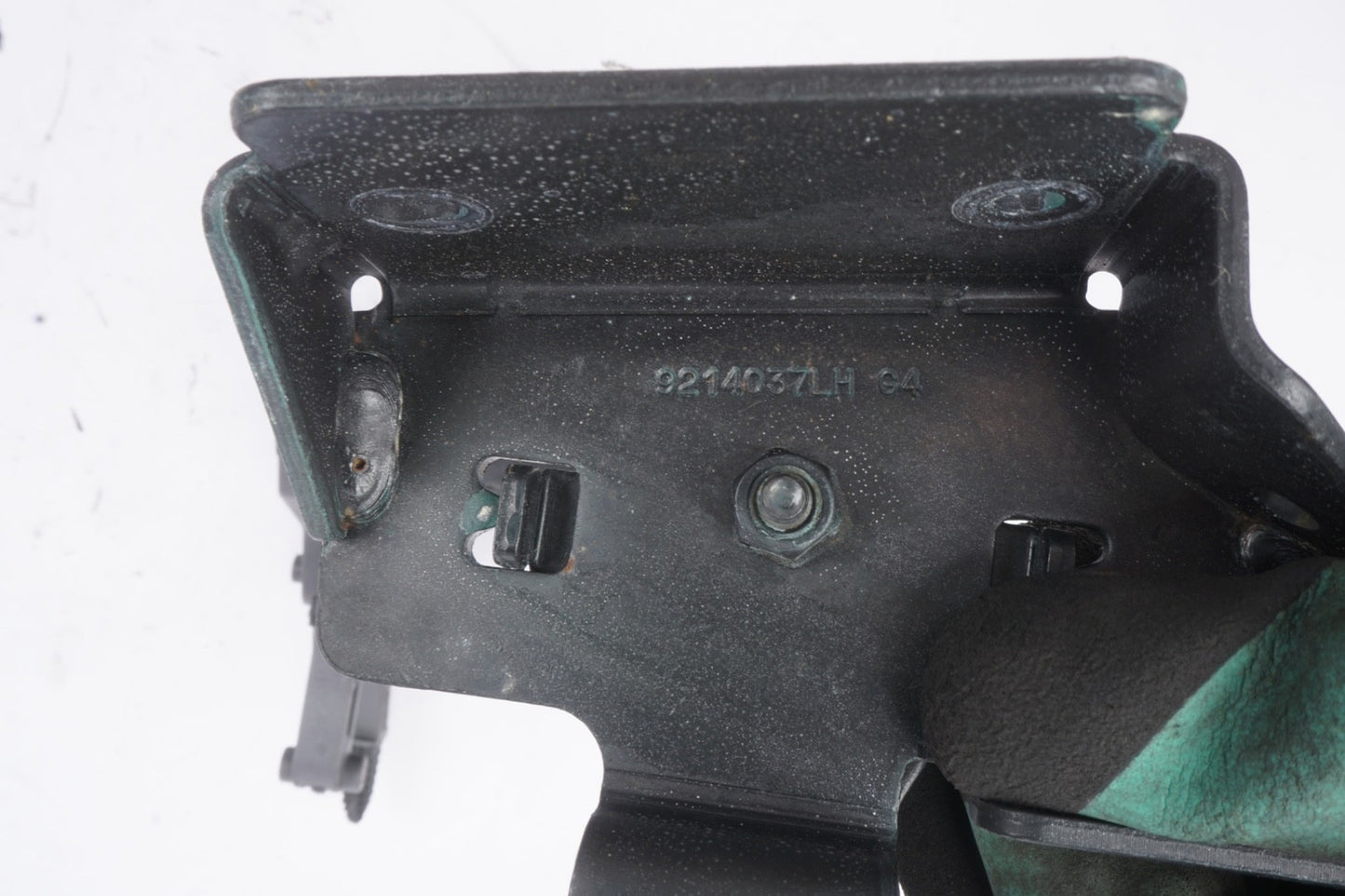 2008 - 2012 Volvo C70 Convertible Roof Latch - Left and Right