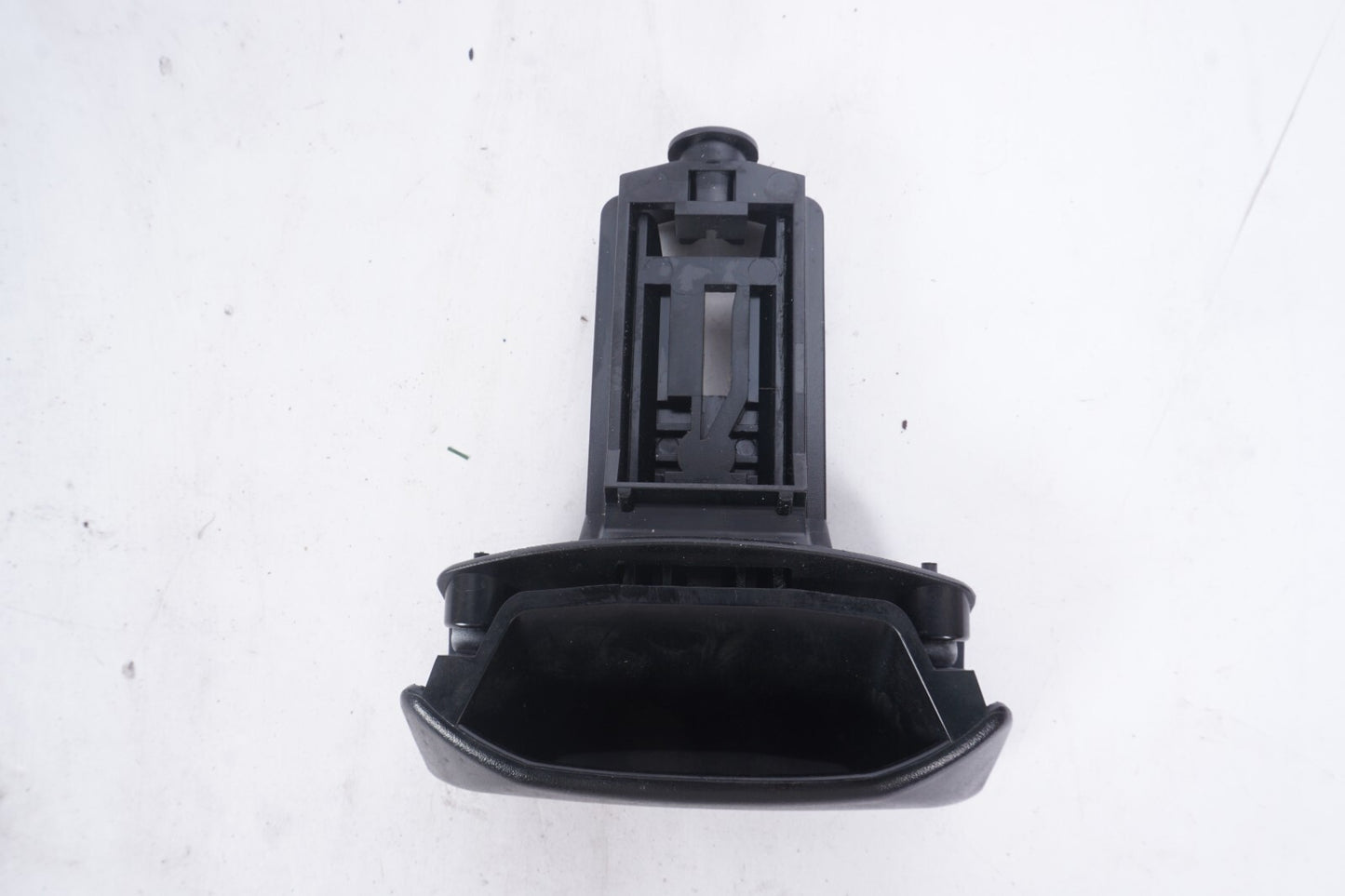 08-14 Mercedes W204 C250 C300 C350 Parking Brake Release Handle 2044200177  OEM