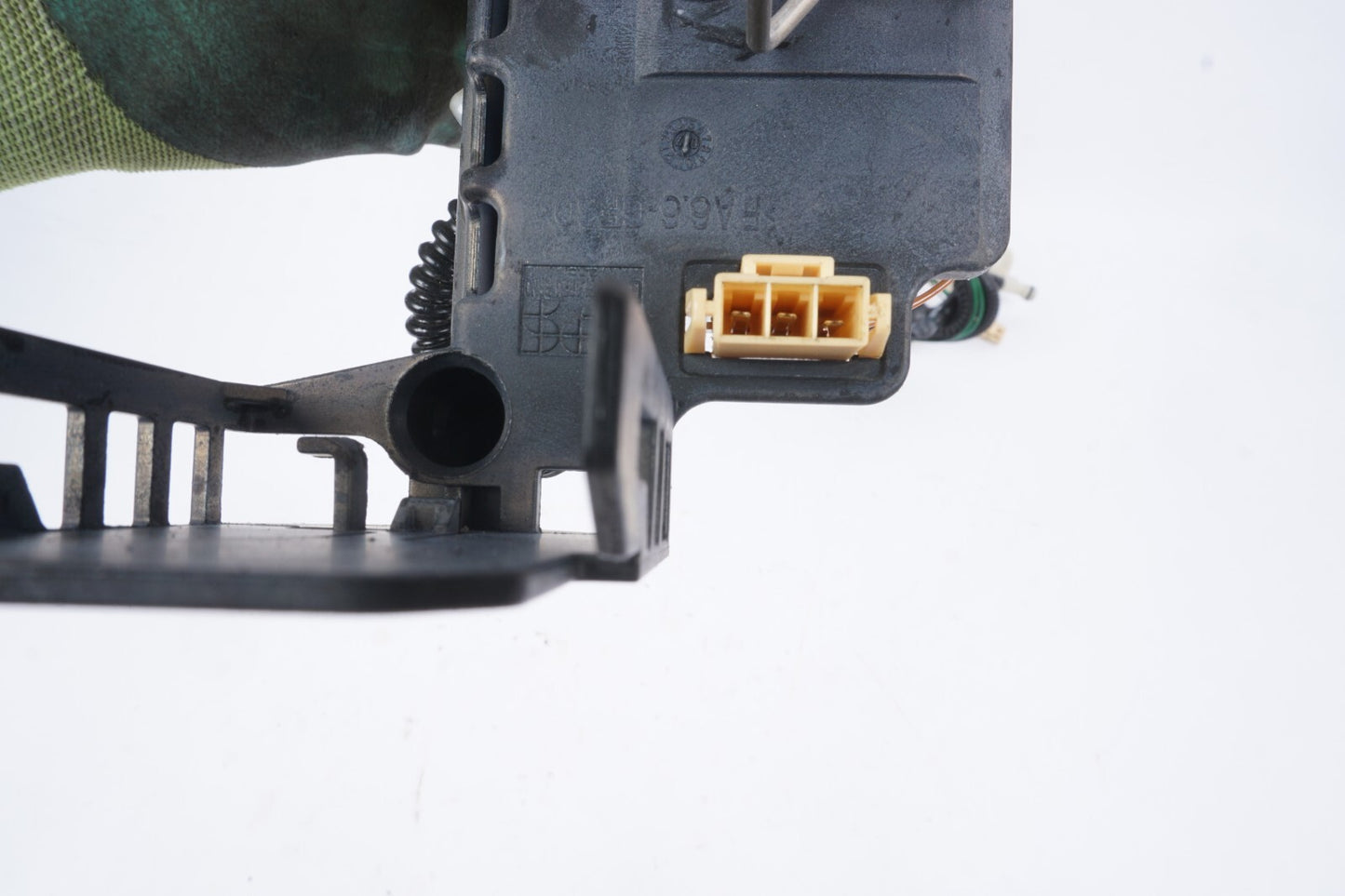 06-10 BMW E64 650i Fuel Pump 2Pcs OEM