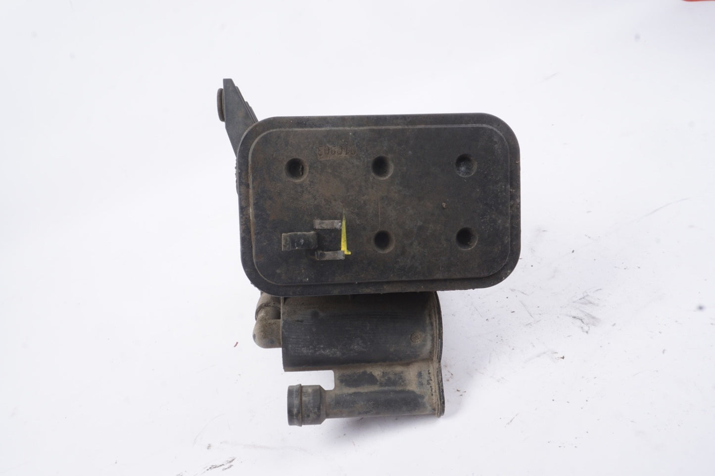 03-08 BMW Z4 E85 E86 Fuel Vapor Emissions Charcoal Canister 6758019 OEM