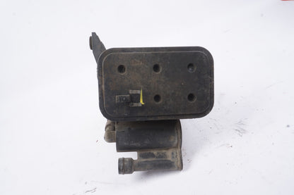 03-08 BMW Z4 E85 E86 Fuel Vapor Emissions Charcoal Canister 6758019 OEM