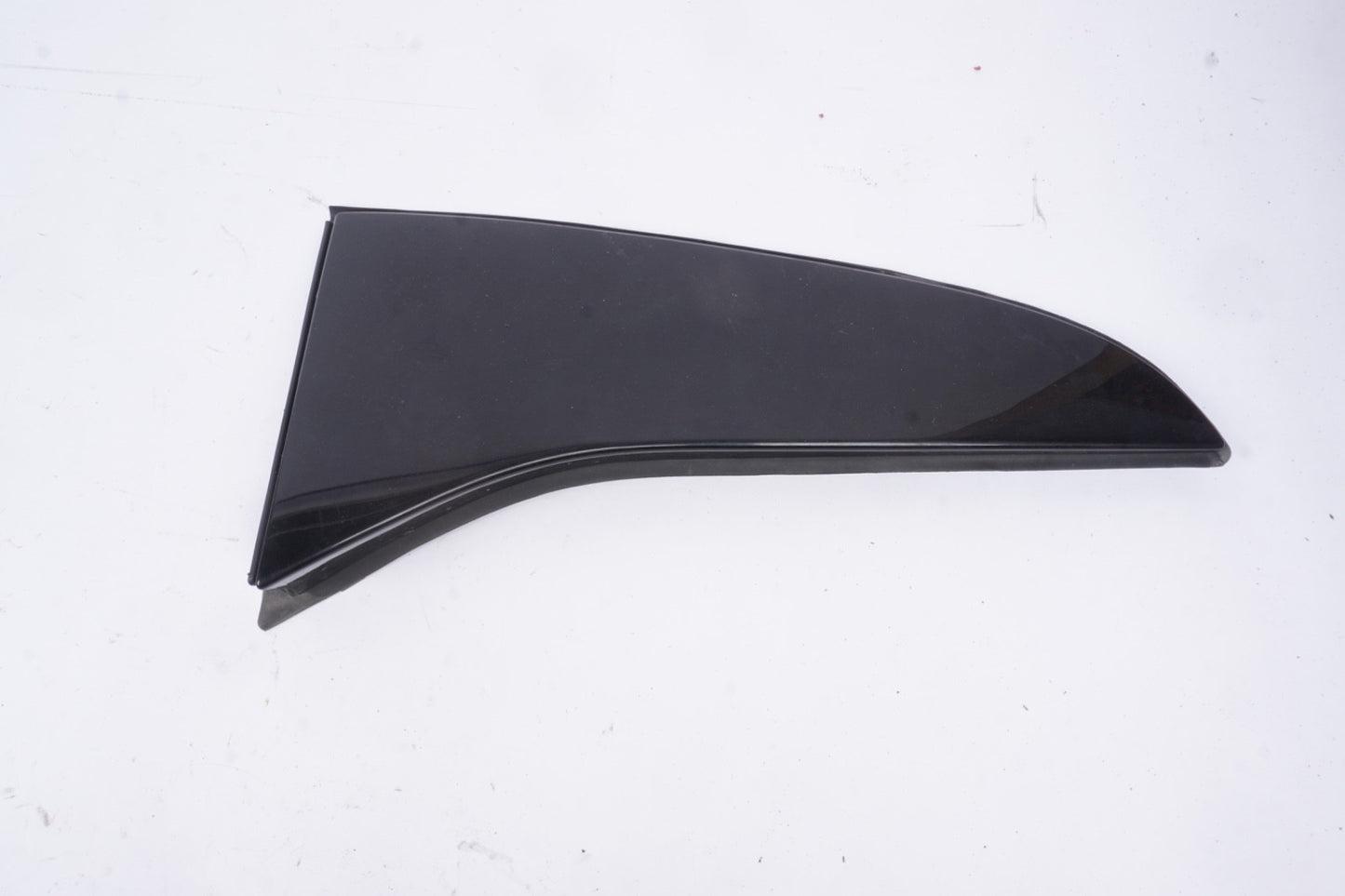 2020-2023 MERCEDES GLB250 LEFT AND RIGHT SET  REAR SPOILER SIDE MOLDING