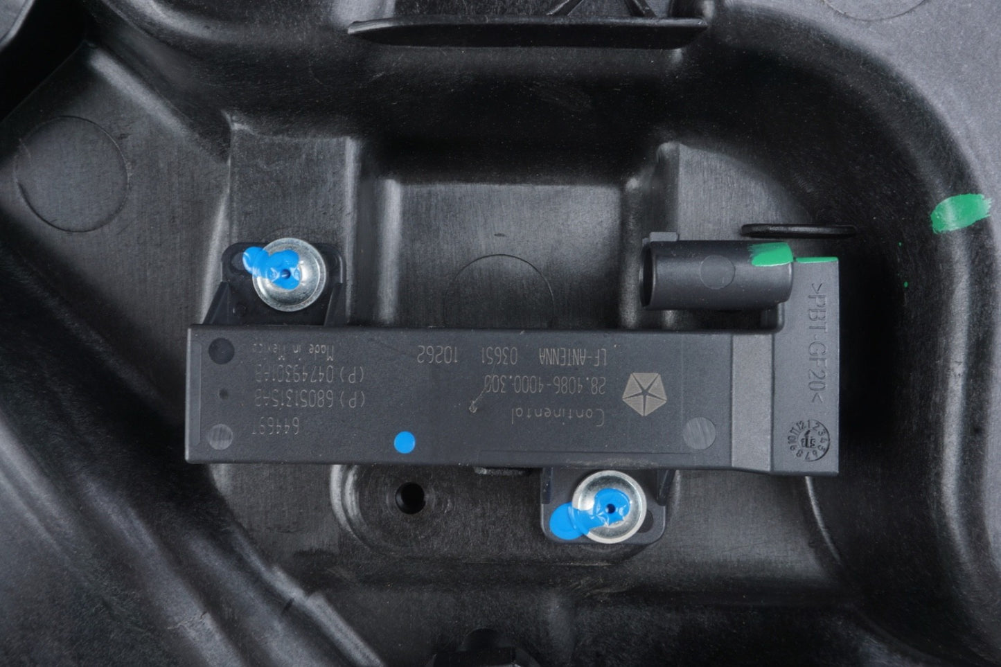 2016 - 2018 FIAT 500X  REAR LEFT DRIVER SIDE WINDOW REGULATOR