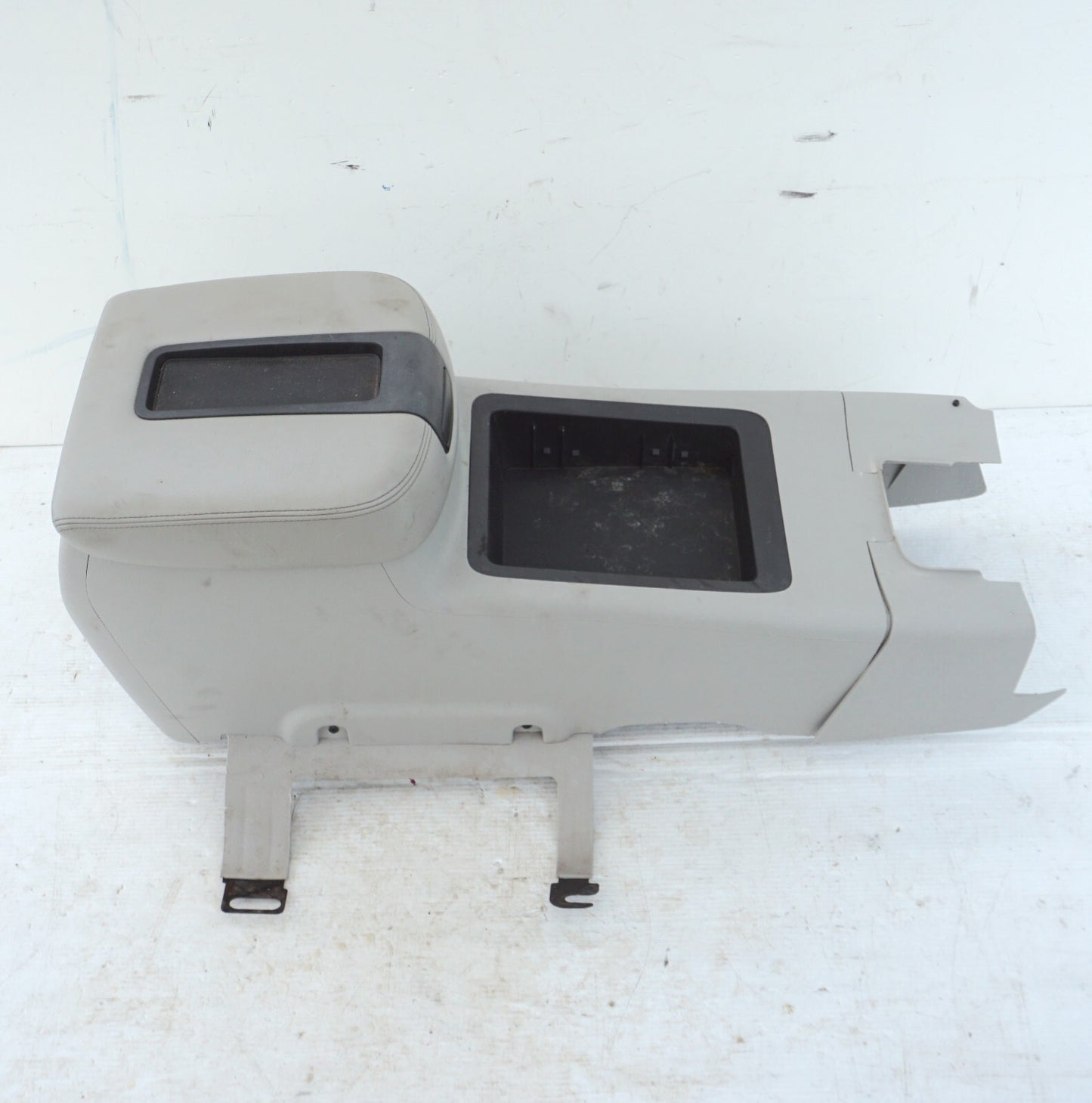 2007 - 2014 Chevy Silverado Tahoe Suburban Center Console Panel OEM
