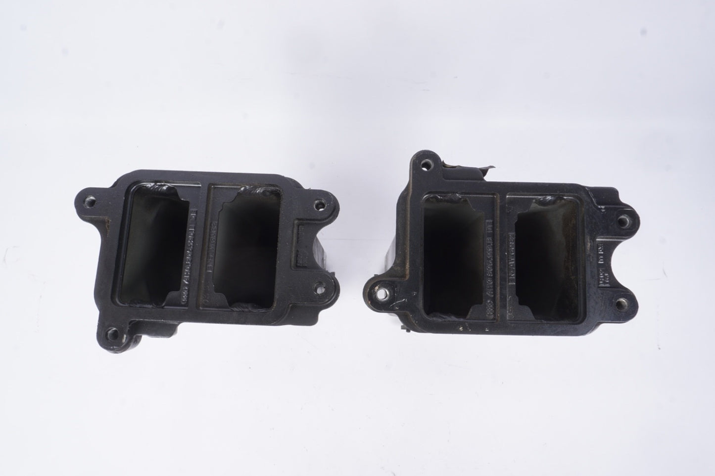 2011 - 2018 AUDI A8 FRONT LEFT & RIGHT BUMPER REINFORCEMENT BRACKET SET 2