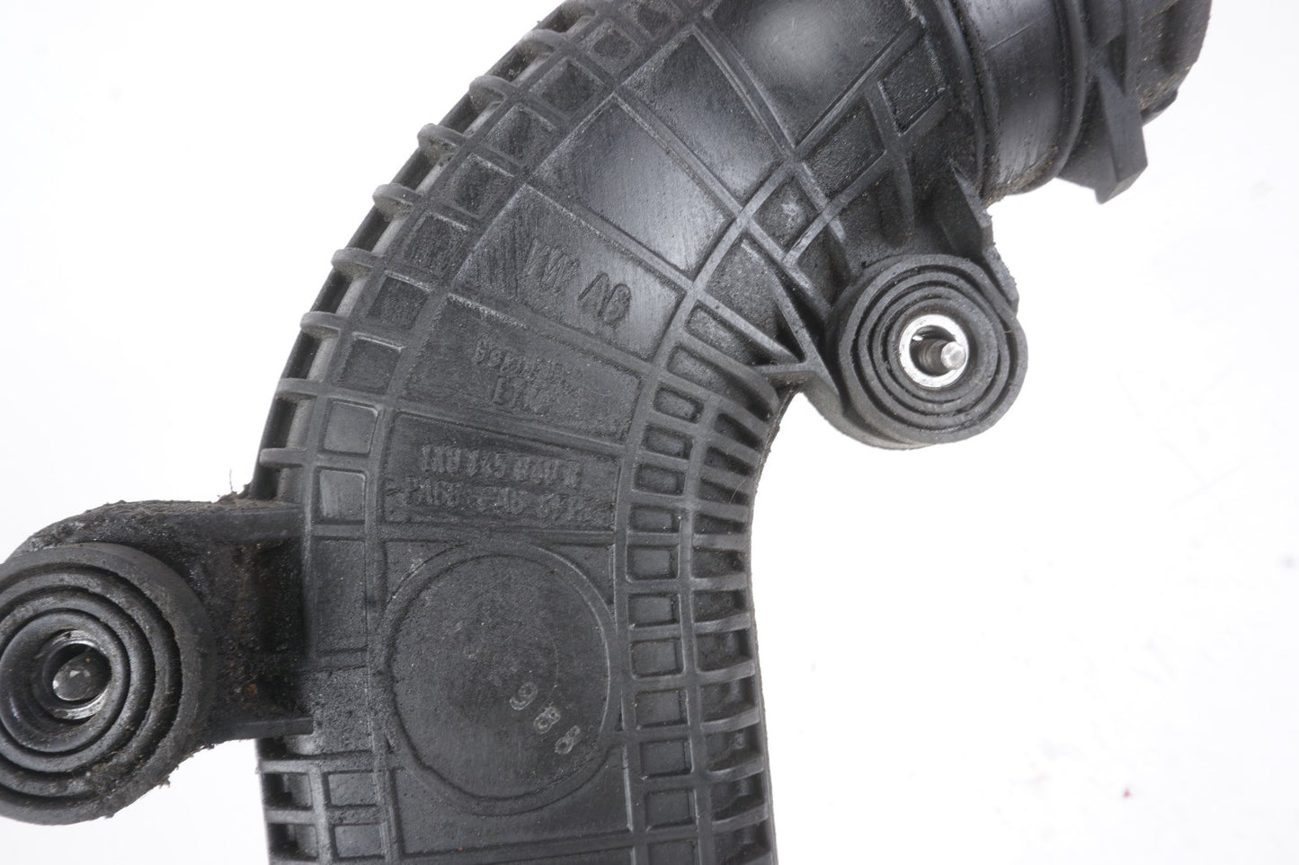 2014-2017 Volkswagen Passat 1.8L Turbo Intercooler Hose Pipe 1K0145840R OEM