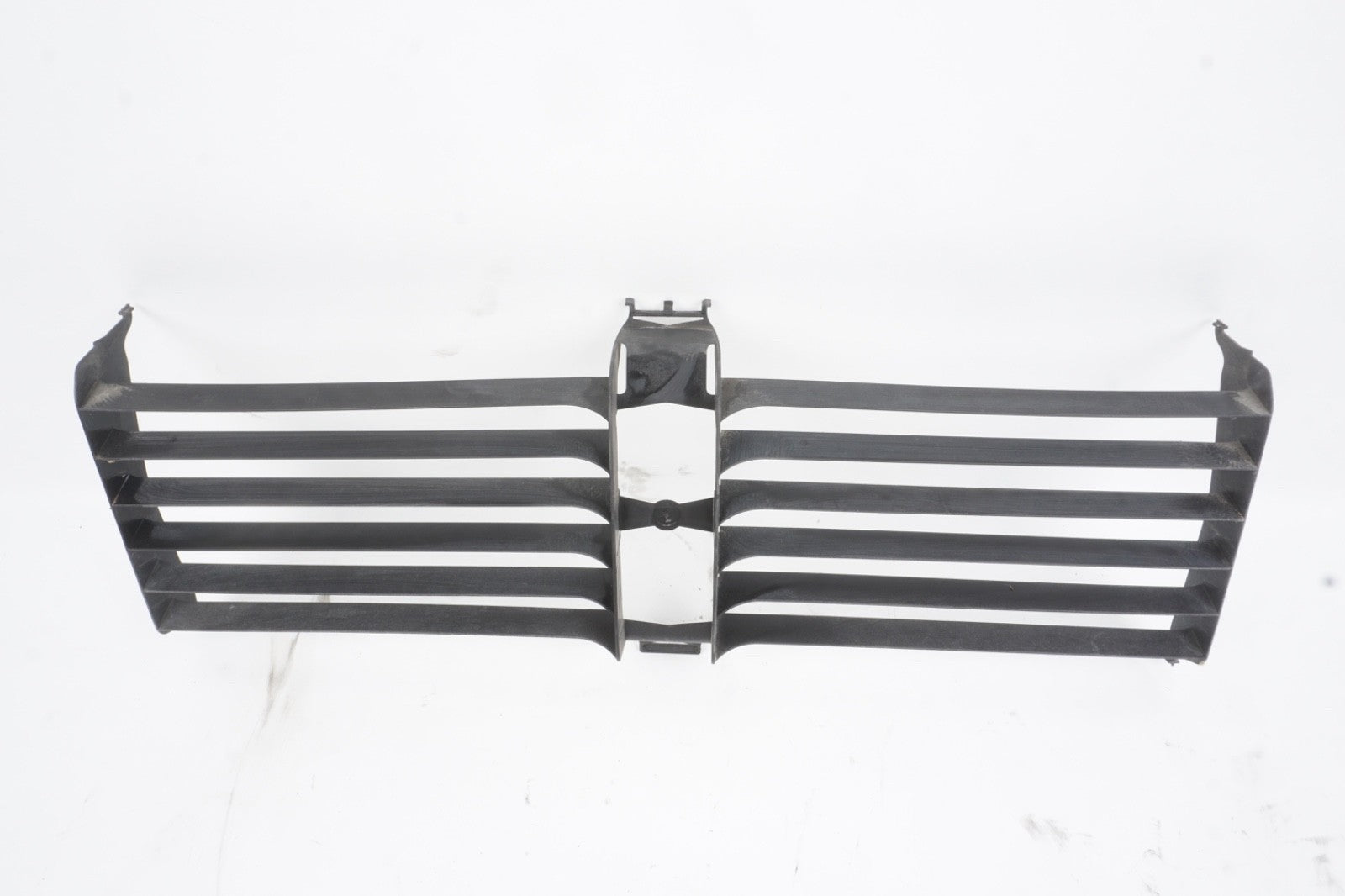 2011-2015 BMW 640I GRAN COUPE Front Bumper Cover Center Grille 66663482 OEM