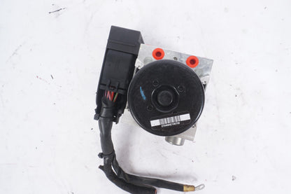 12-15 Mercedes W204 C250 SLK250 ABS Anti Lock Brake Pump OEM
