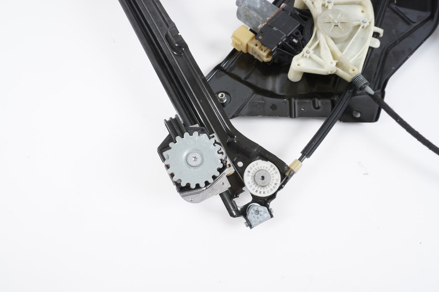2014-2019 MASERATI GHIBLI FRONT RIGHT PASSENGER WINDOW REGULATOR & MOTOR OEM
