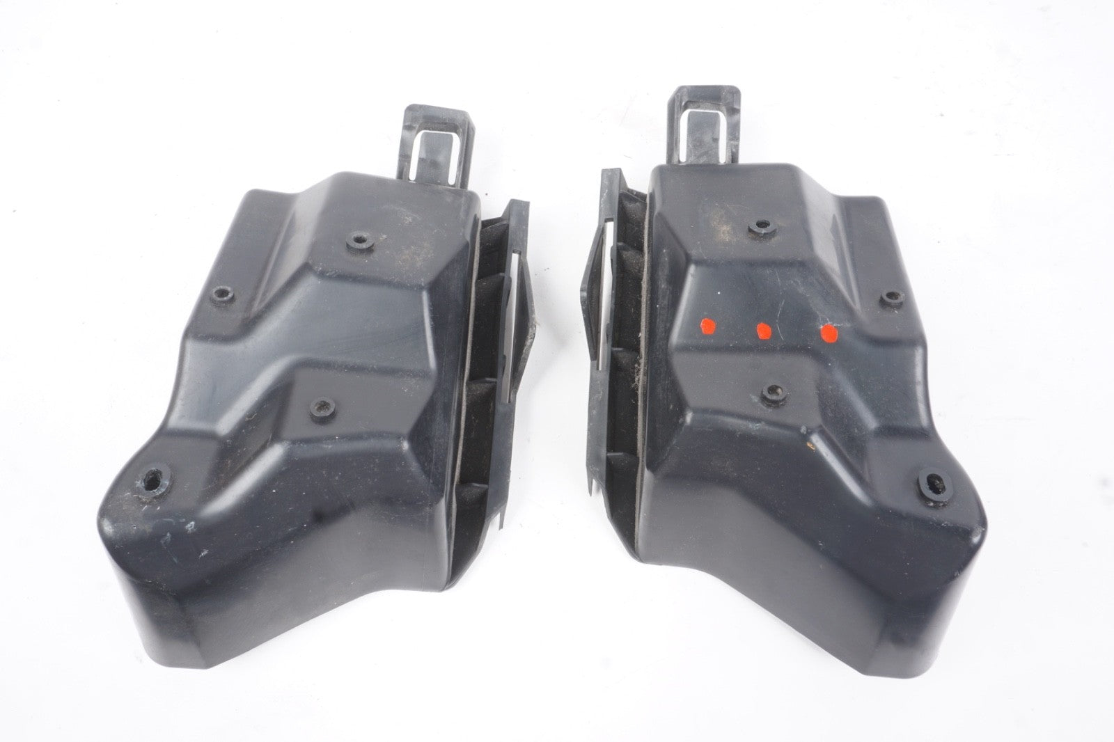 2015 - 2018 Ford Focus Rear Bumper Left Right Support Mount Bracket Set OEM