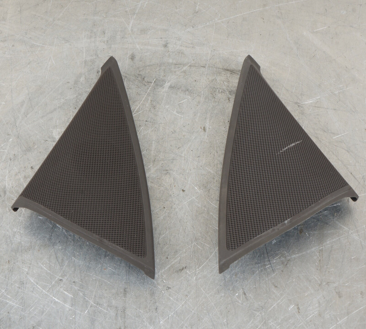 08-14 Mercedes W204 C250 Front Left & Right Door Panel Tweeter Speaker Cover Set