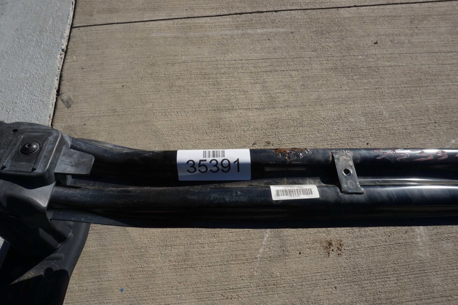 2011 - 2018 PORSCHE CAYENNE FRONT BUMPER REINFORCEMENT BAR BEAM REBAR OEM