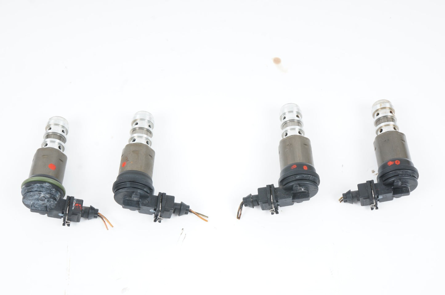 2006 - 2010 BMW 650I CAMSHAFT ADJUSTER SOLENOID VALVE 1707323 SET OF 4 OEM