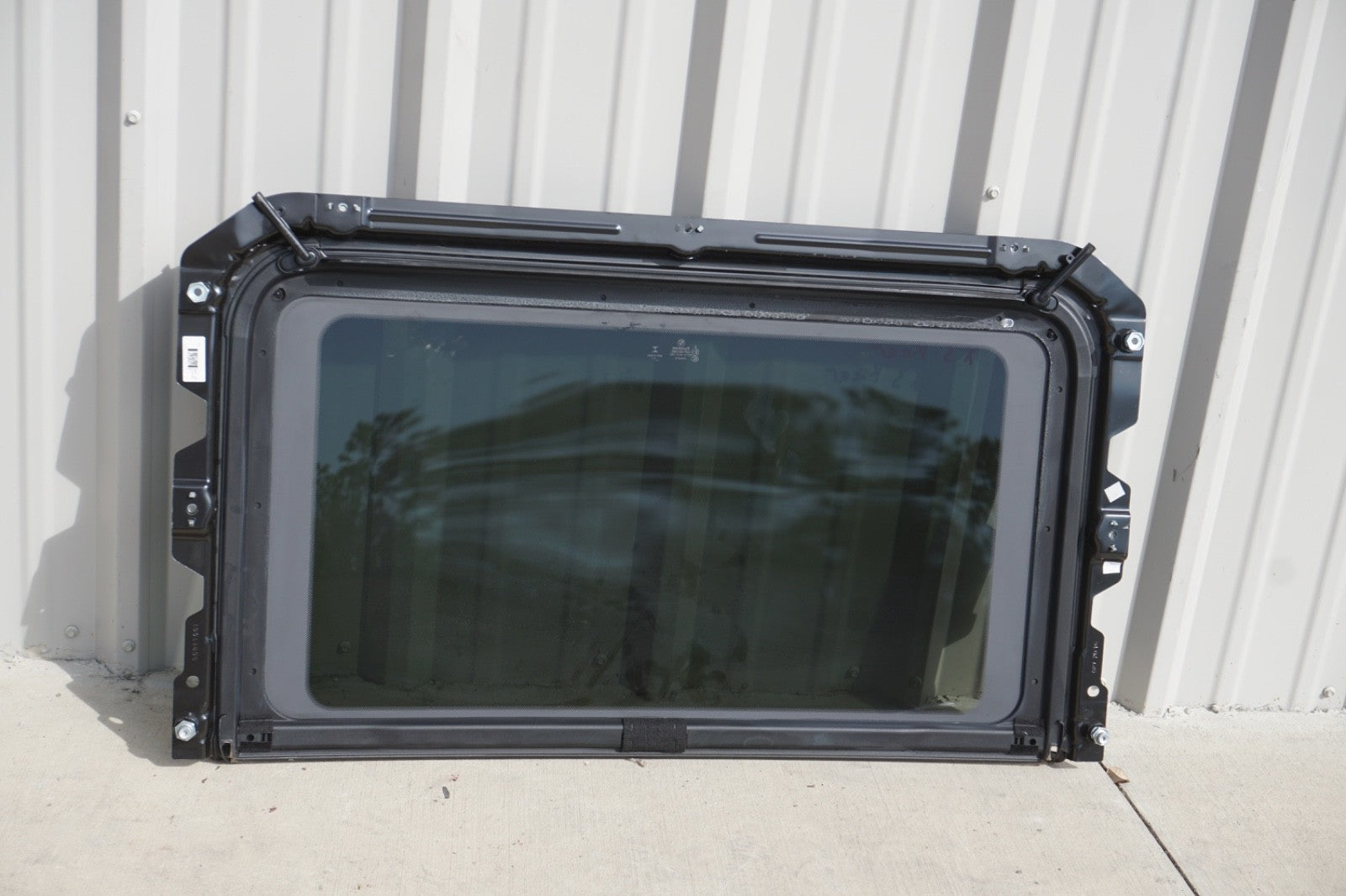 2011 - 2017 BMW X3 (F25) REAR PANORAMIC SUNROOF SUN ROOF GLASS WINDOW