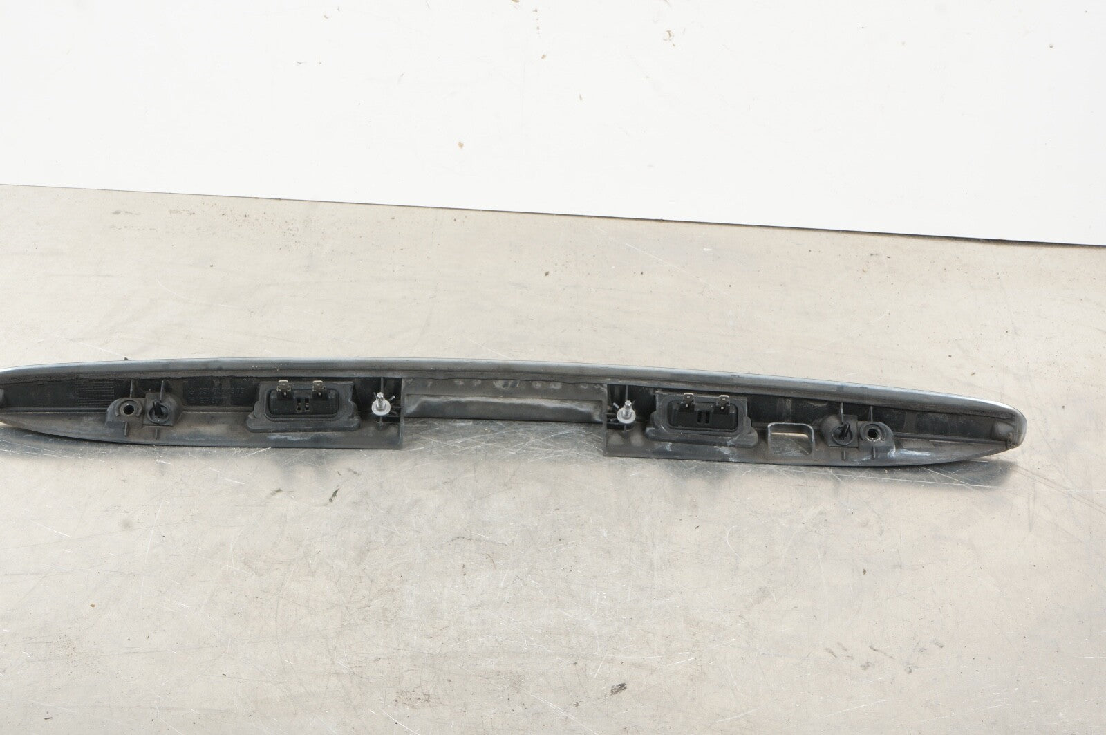 06-13 Mercedes W251 R350 R500 Rear Trunk Tailgate Handle Trim Cover Chrome OEM