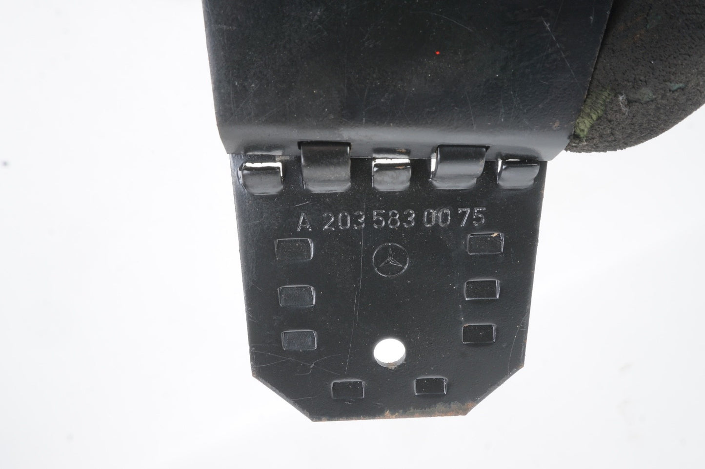 2007 - 2013 Mercedes-Benz S63 S550 W221 Tow Hook 2213150061 OEM