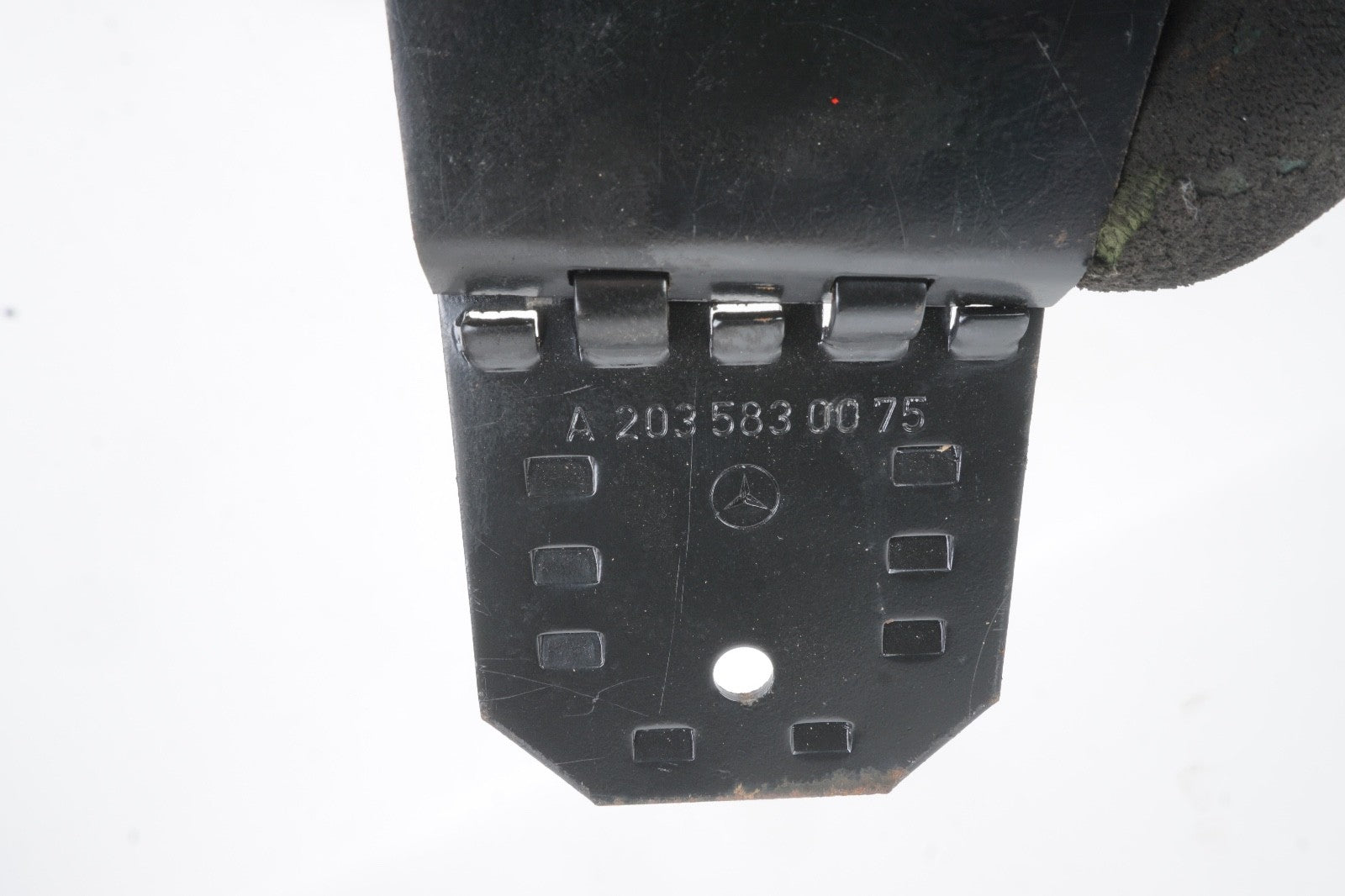 2007 - 2013 Mercedes-Benz S63 S550 W221 Tow Hook 2213150061 OEM