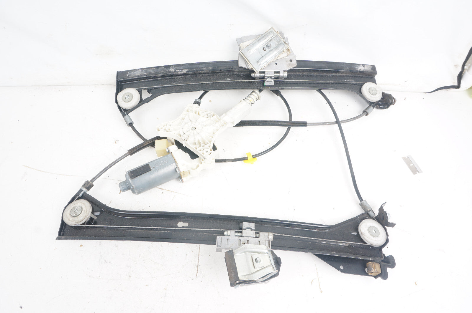 06-09 Mercedesz CLK350 CLK500 W209 WINDOW REGULATOR & MOTOR RIGHT PASSENGER OEM