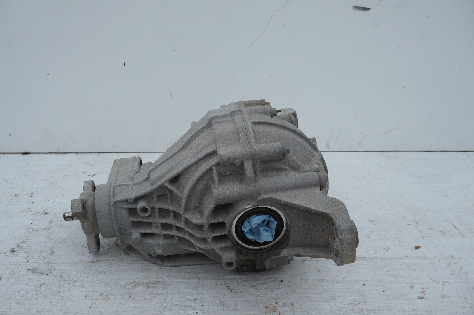 17-19 ALFA ROMEO GIULIA 2.0 RWD REAR DIFFERENTIAL AXLE CARRIER 00552759320 OEM