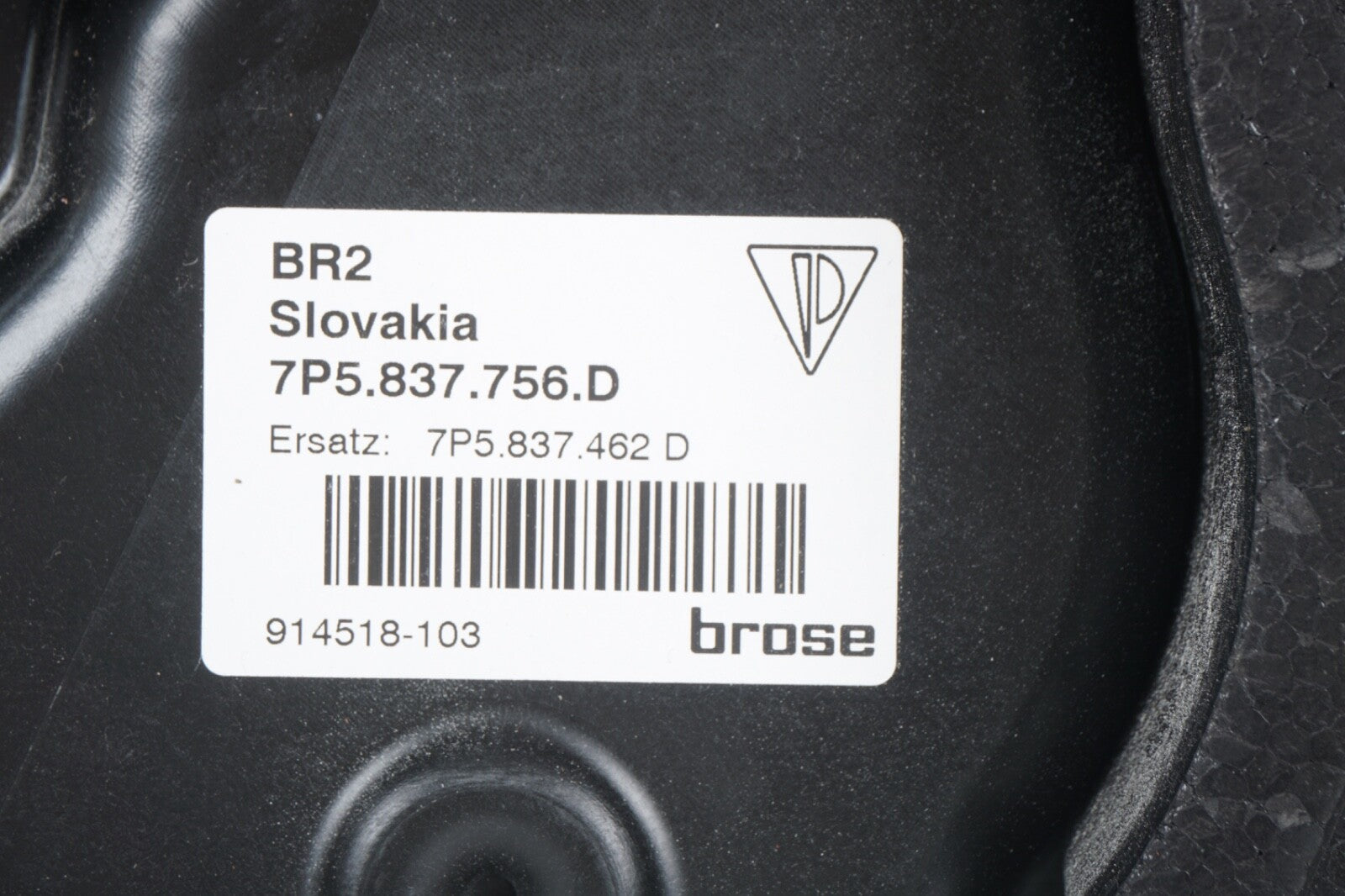 11-18 Porsche Cayenne Front Right Side Door Window Regulator OEM