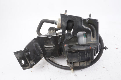 2013 - 2016 Mercedes GL350 GL450 GL550 ML350 ML550 Suspension Compressor